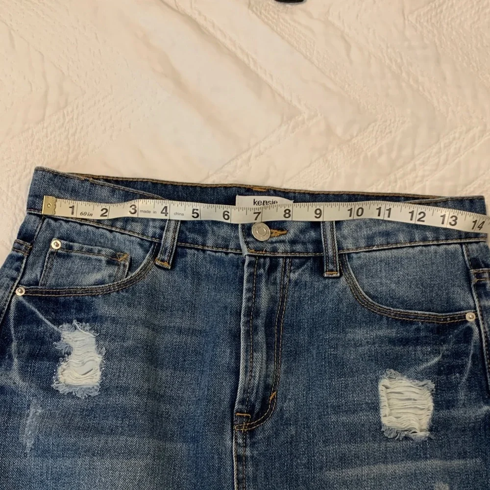 Kenzie denim distressed skirt sz S